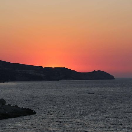 Arya Hotel Karaburun Karaburun  Eksteriør bilde