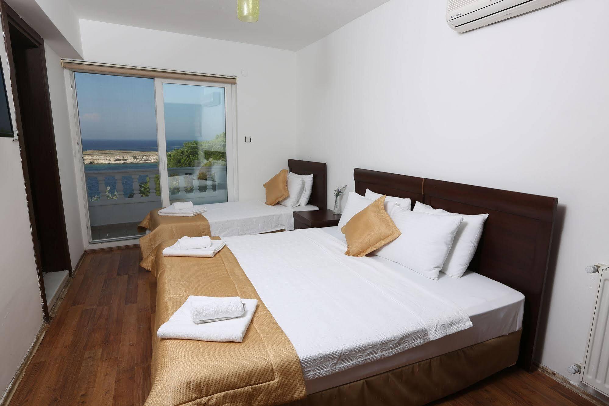 Arya Hotel Karaburun Karaburun  Eksteriør bilde